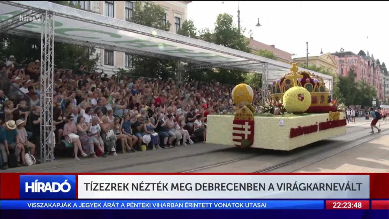 Tízezrek nézték meg Debrecenben a virágkarnevált