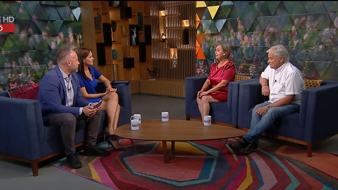 Mozaik - Három éve választották szét magyar orvosok a bangladesi sziámi ikreket