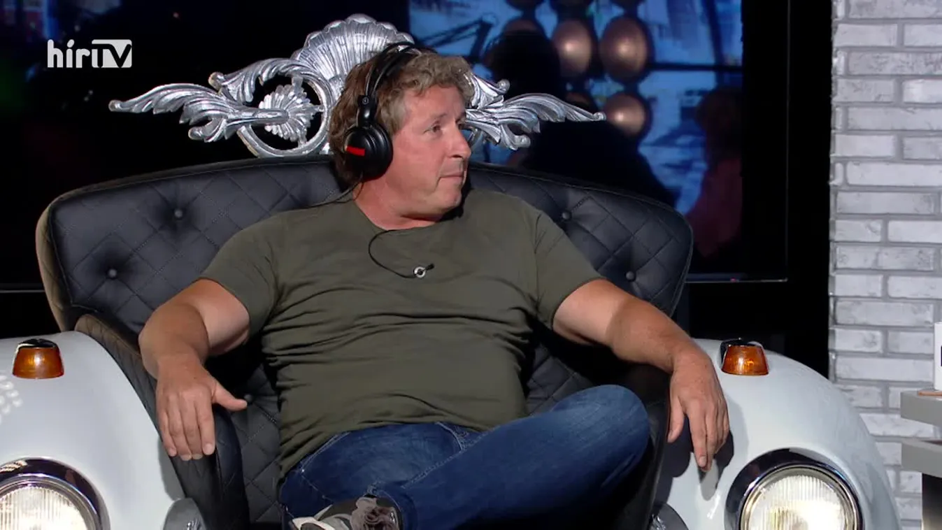 Politikai hobbista: A baloldali sajtó olyan éktelen visításba kezdett, mintha szentelt vízzel öntötték volna le őket