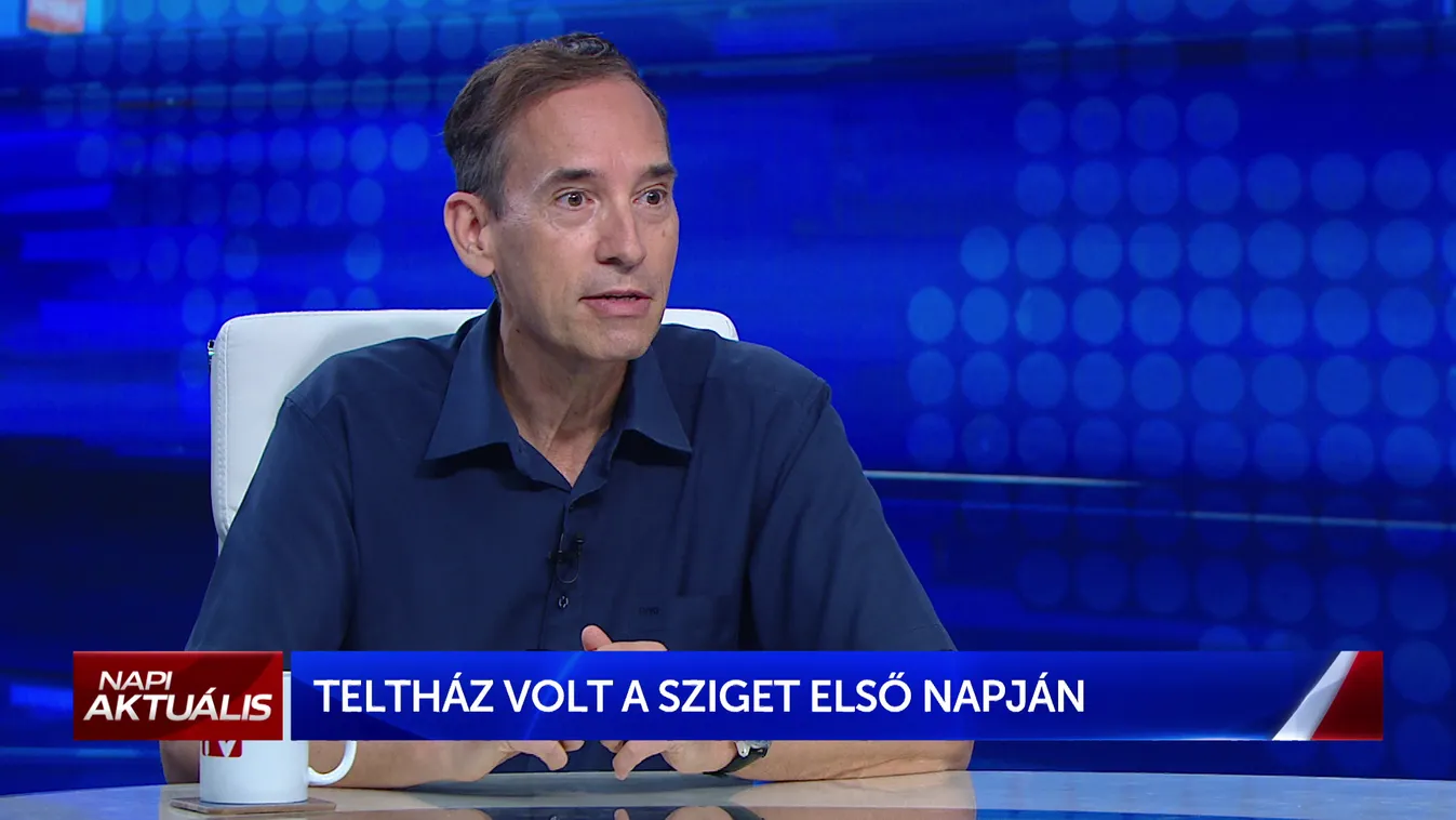 Teltház volt a Sziget első napján