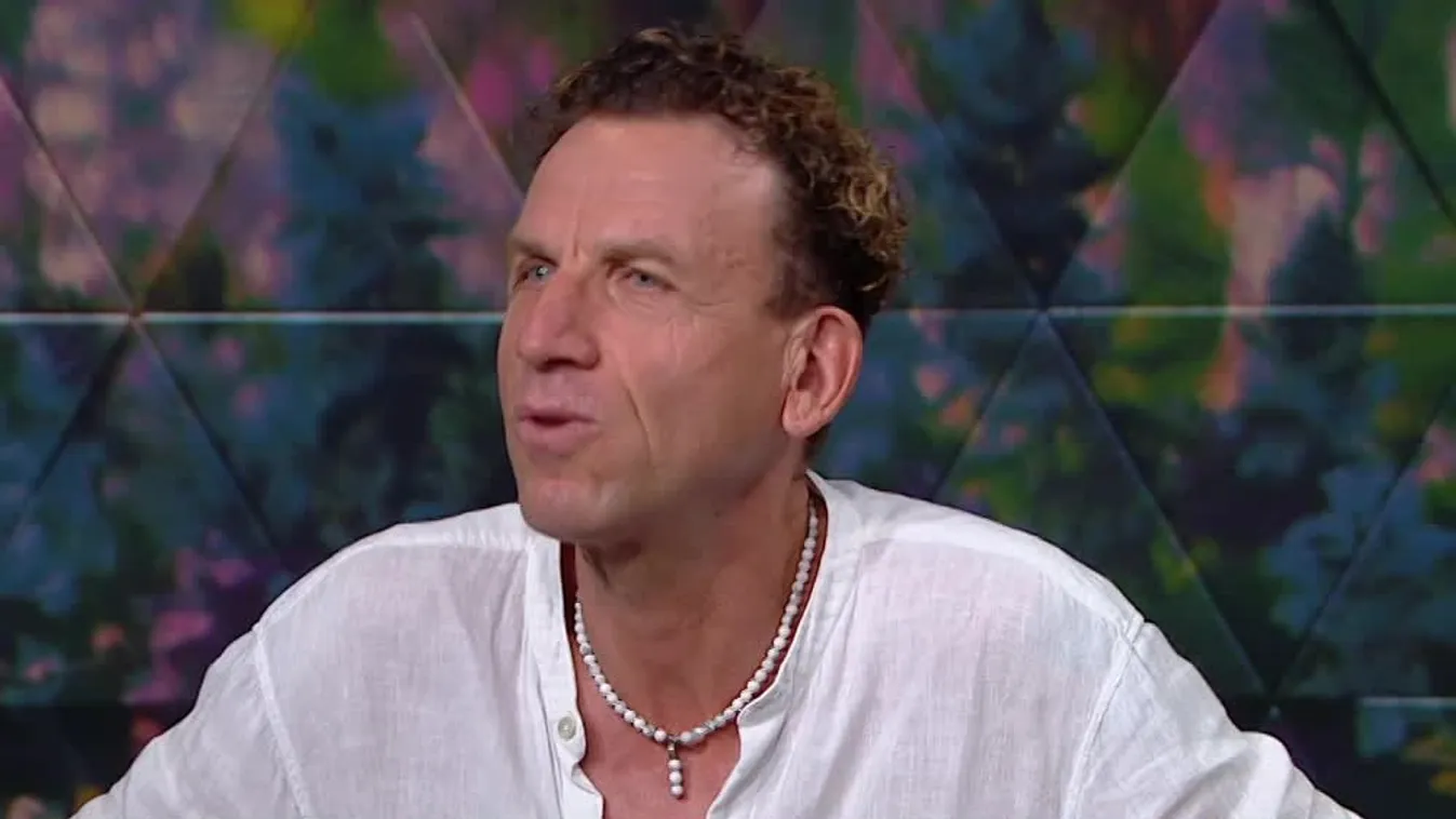 Mozaik - 19. aranylemezét vette át Békéscsabán Balázs Pali