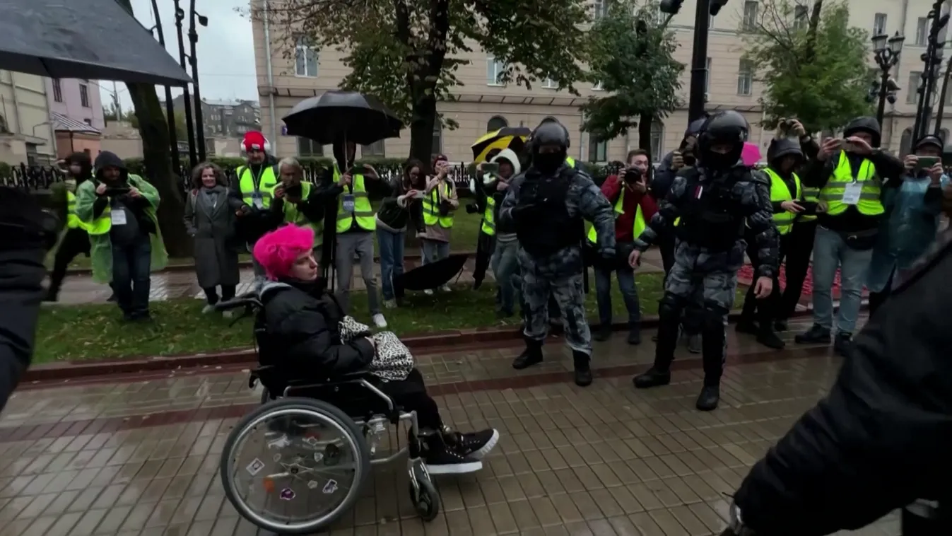 Radar - Tüntető oroszok