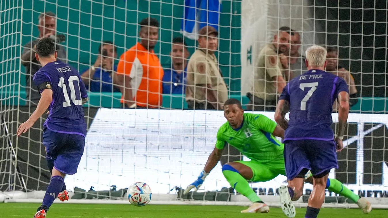 Messi duplájával nyert felkészülési meccset Argentína