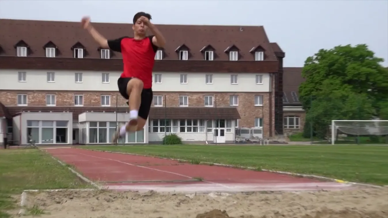 Radar - Díjeső és évnyitó