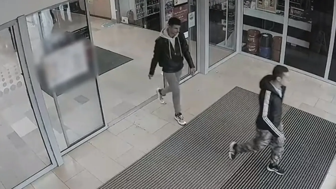 Elaludt a plázában, meglopták