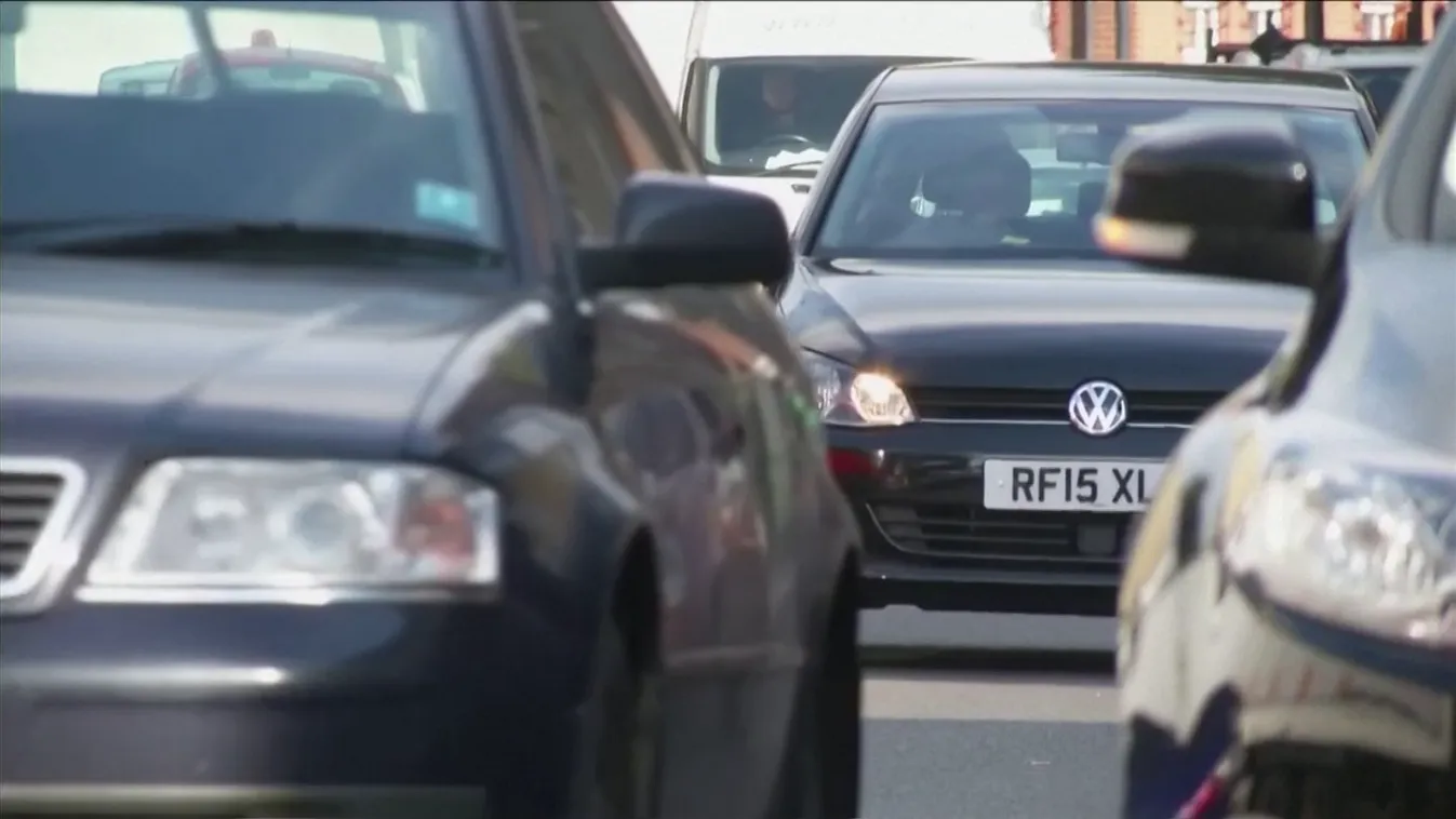 2035-től kivezetik az uniós piacról a belső égésű motorral hajtott autókat