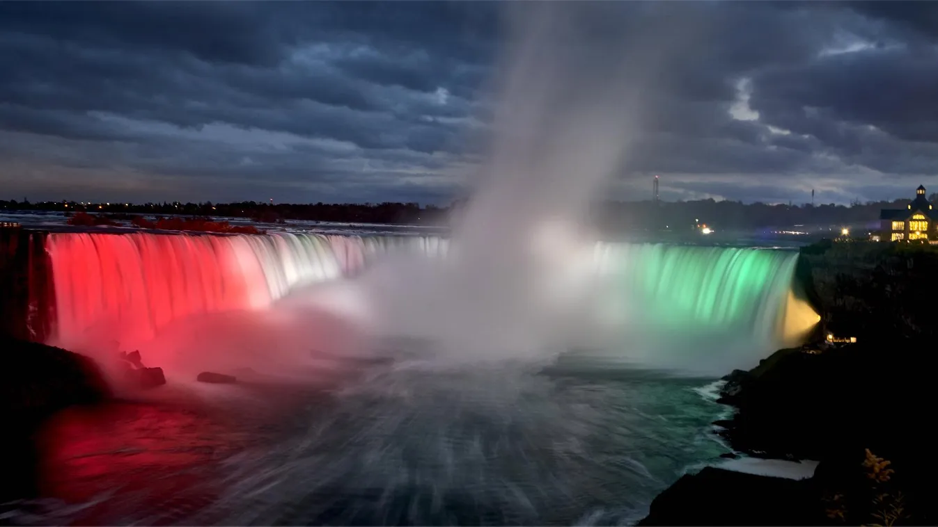Nemzeti színekben pompázott a Niagara vízesés 1956 hőseinek tiszteletére