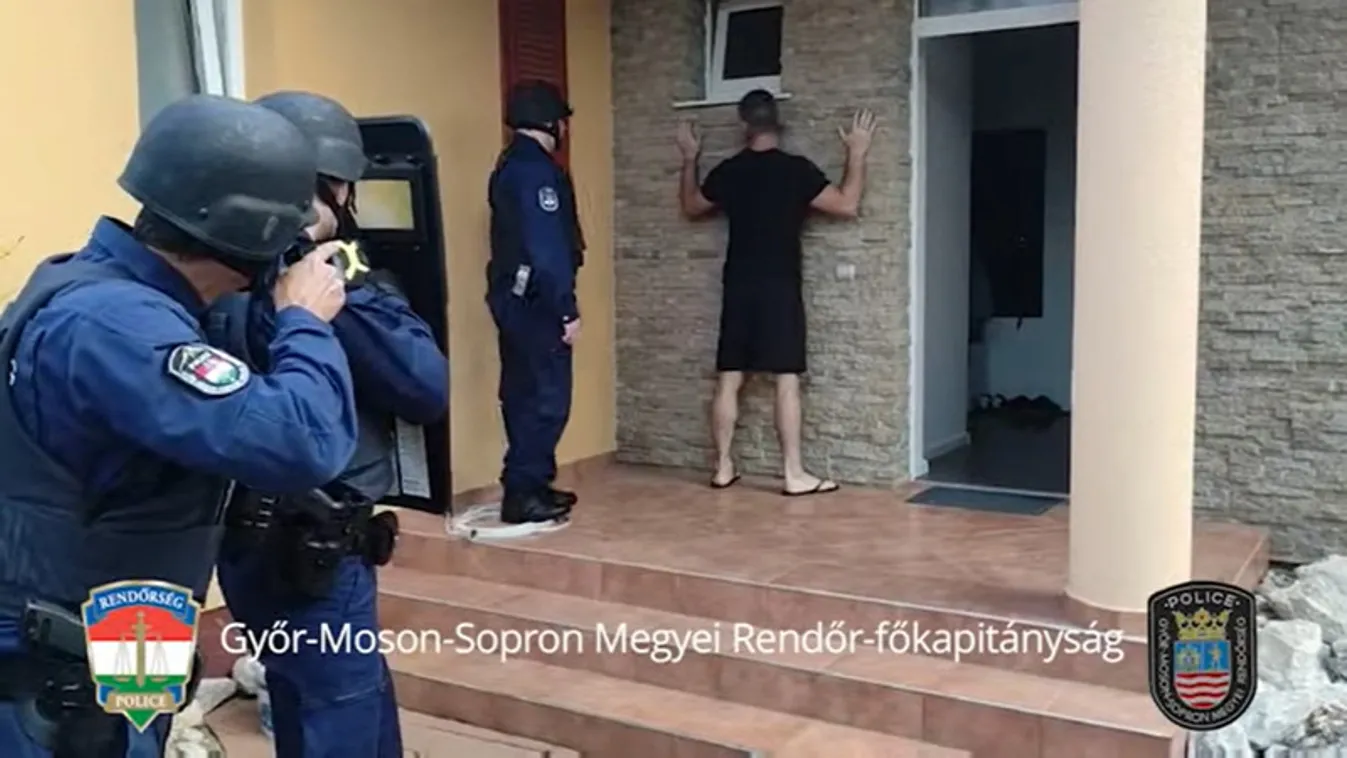 Tizennégy kiló kábítószert foglaltak le a győri rendőrök - videó