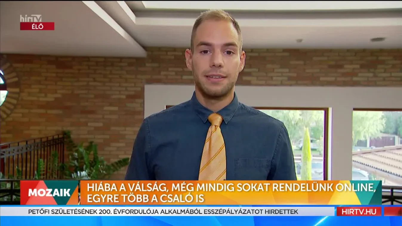 Mozaik - Még mindig sokat rendelünk online, egyre több a csaló is (2022-10-06)