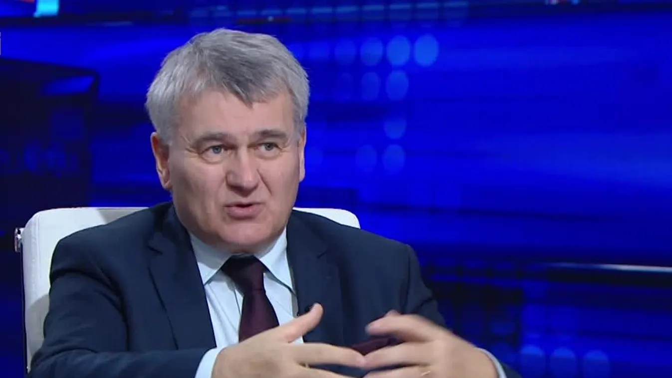 Lentner Csaba: Brüsszel különböző üzleti körökön keresztül gyengíti a forintot