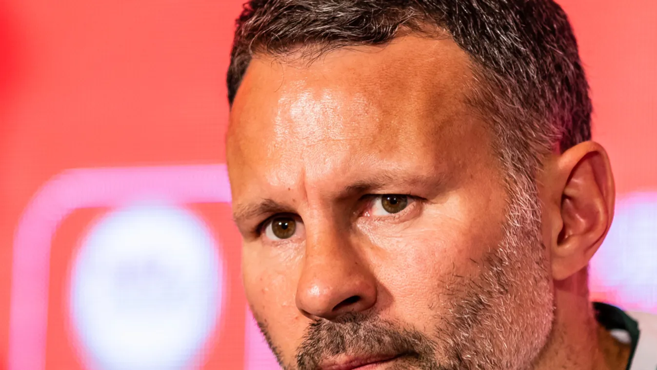 Új barátnőjével lazít a nemi erőszakkal megvádolt futballsztár