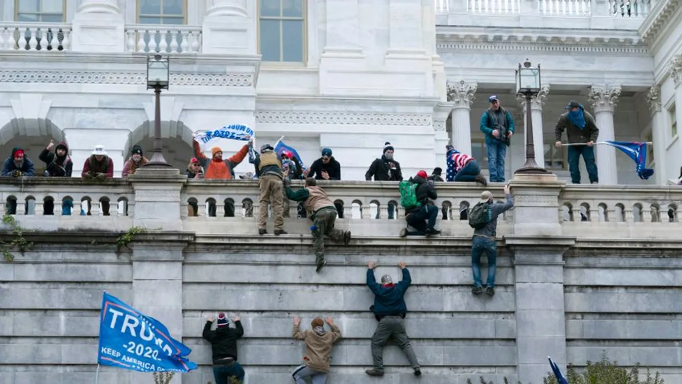 Több bűncselekményben bűnösnek találták a 2021. január 6-i washingtoni zavargások fő szervezőit