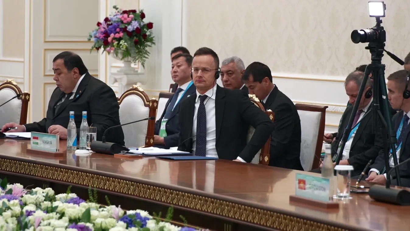 Szijjártó: Magyarország a „béke fórumaként” tekint a türk államok szervezetére