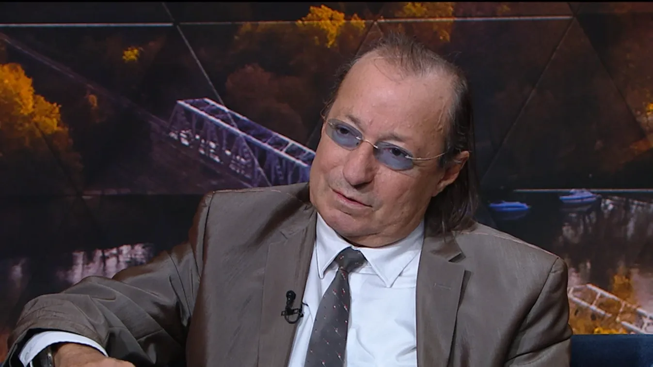 Mozaik - Magyarország világviharban