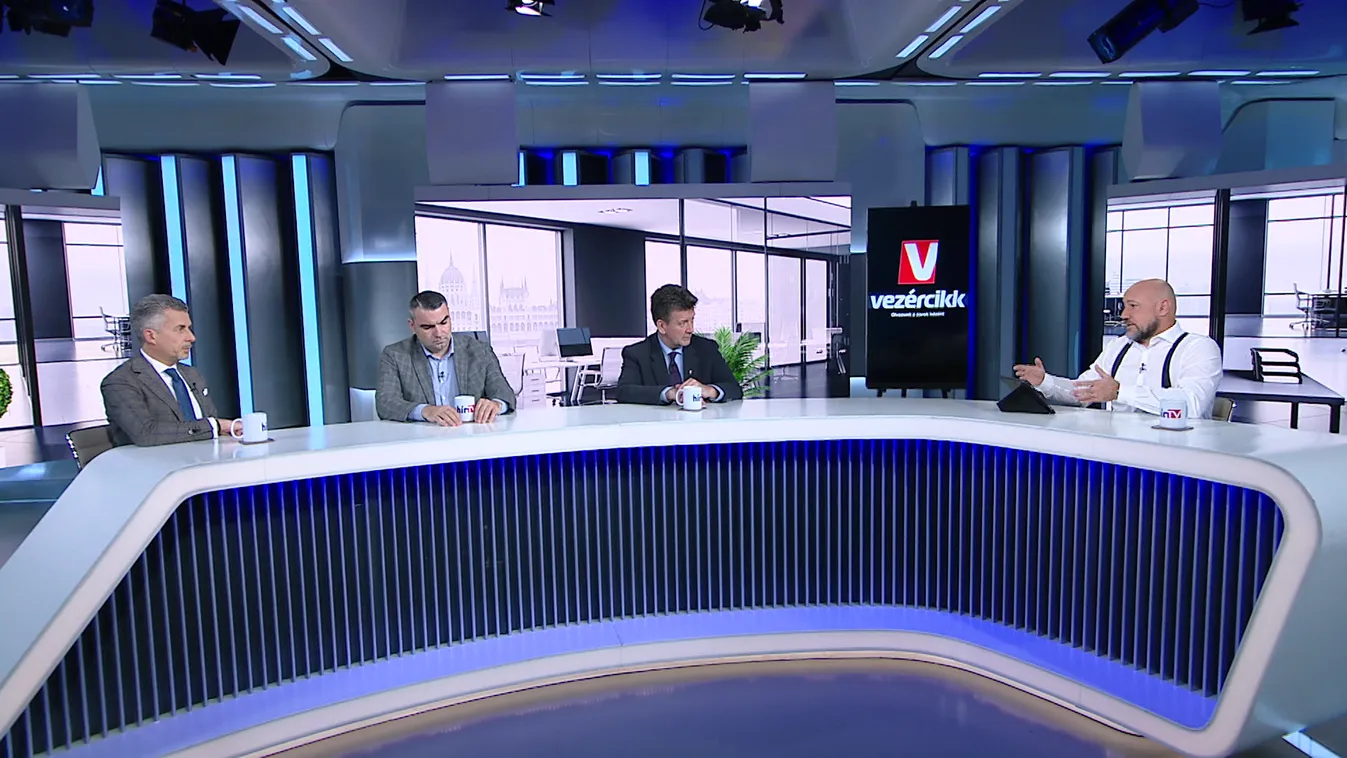 Vezércikk: Wellnessből mentek tüntetni a pedagógus érdekvédők