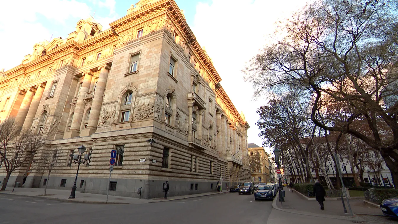 Nagyot esett a forint a rakétatámadás hírére, reggelre erősödni kezdett