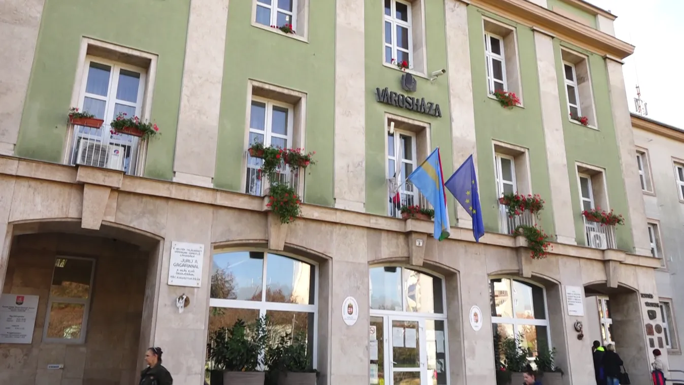 Csökkentik a világítást Komlón is