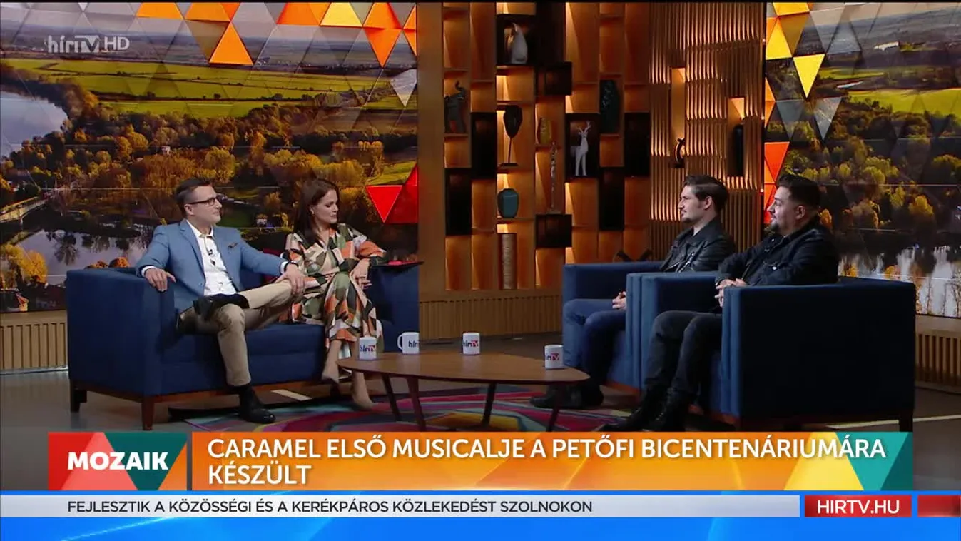 Mozaik - Caramel első musicalje a Petőfi bicentenáriumára készült (2022-11-11)