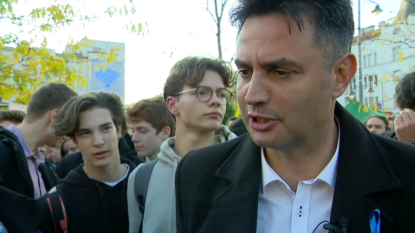 Folytatódik a vizsgálat a dollárbaloldal ügyében