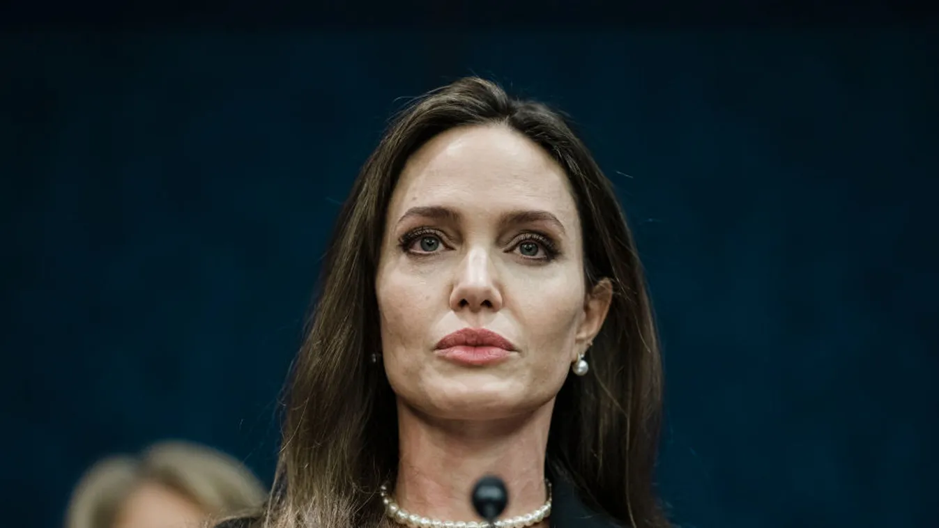 Angelina Jolie lemond ENSZ-megbízatásáról