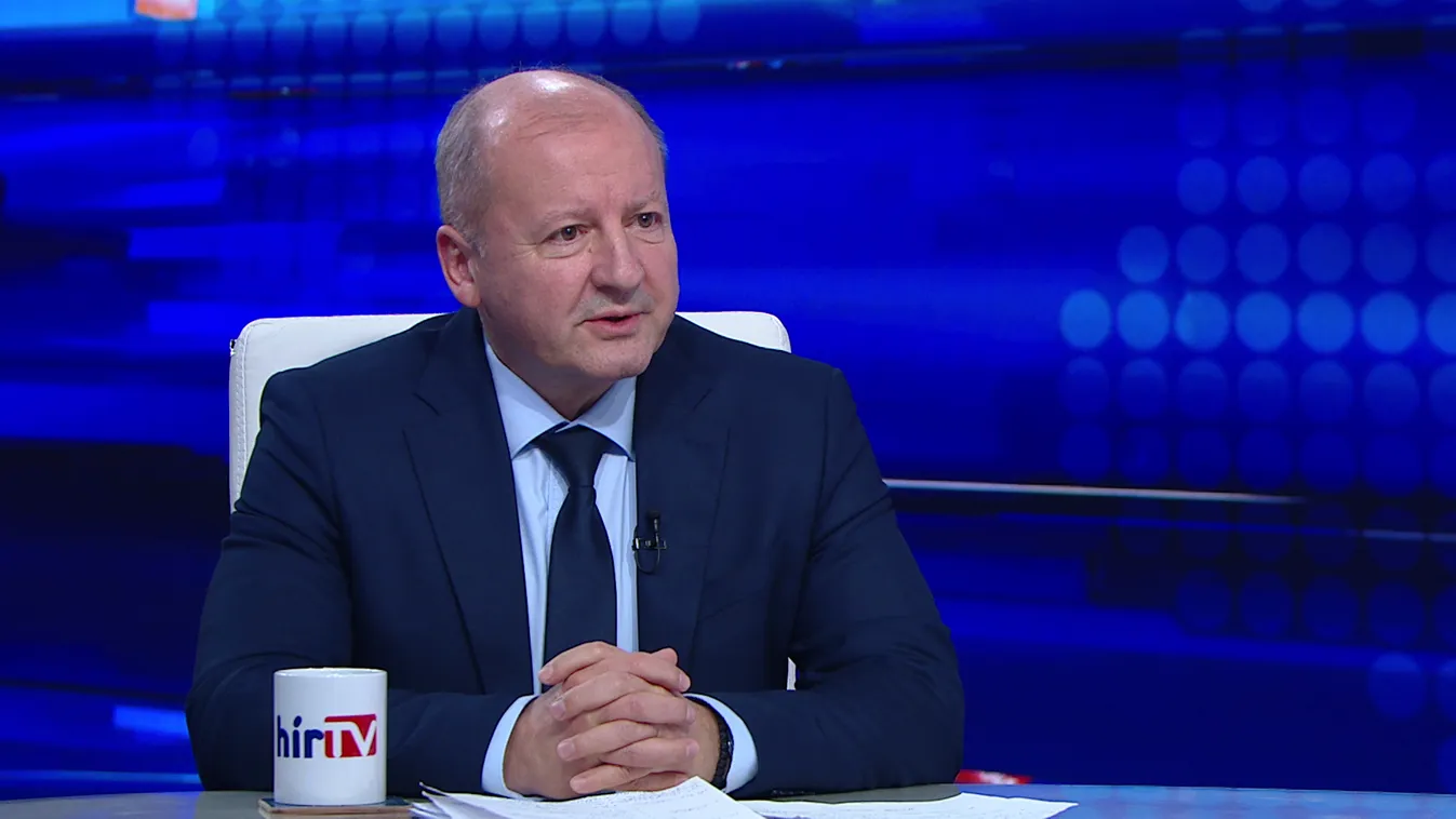 Simicskó István: A magyar álláspont mindig hiteles és következetes volt a háború kihívásainak tekintetében is