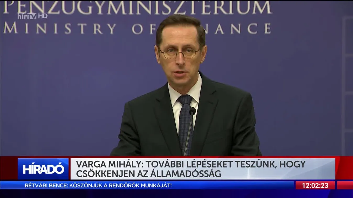 Varga Mihály: további lépéseket teszünk, hogy csökkenjen az államadósság