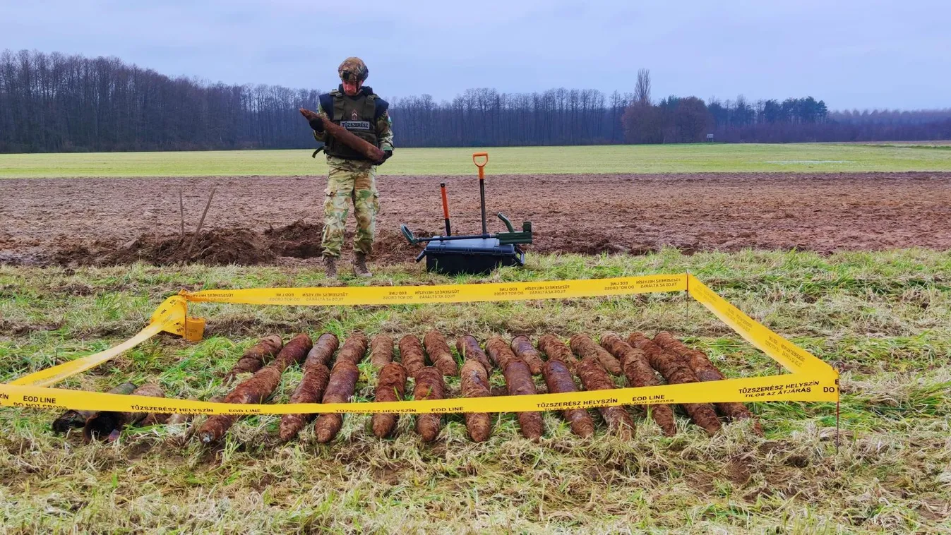 Mintegy 360 kilogramm második világháborús páncéltörő lőszer, gránát került elő Nagybajomnál