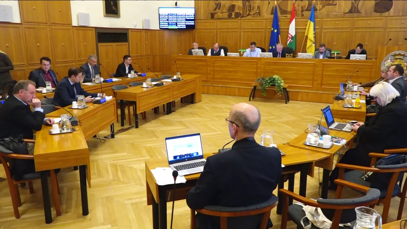 Újabb csaknem 3 milliárd forintot kapott Pécs önkormányzata a kormánytól