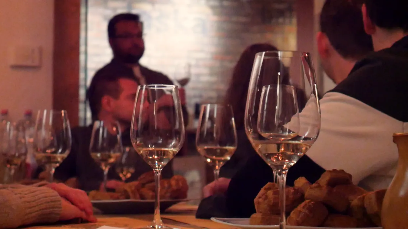 Mozaik - Különleges bortúra a Gellért-hegyen