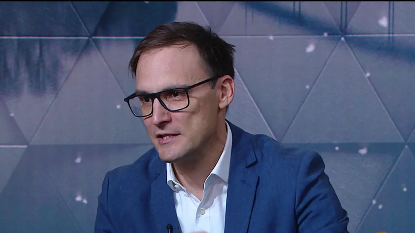 Mozaik - Minden kiberül