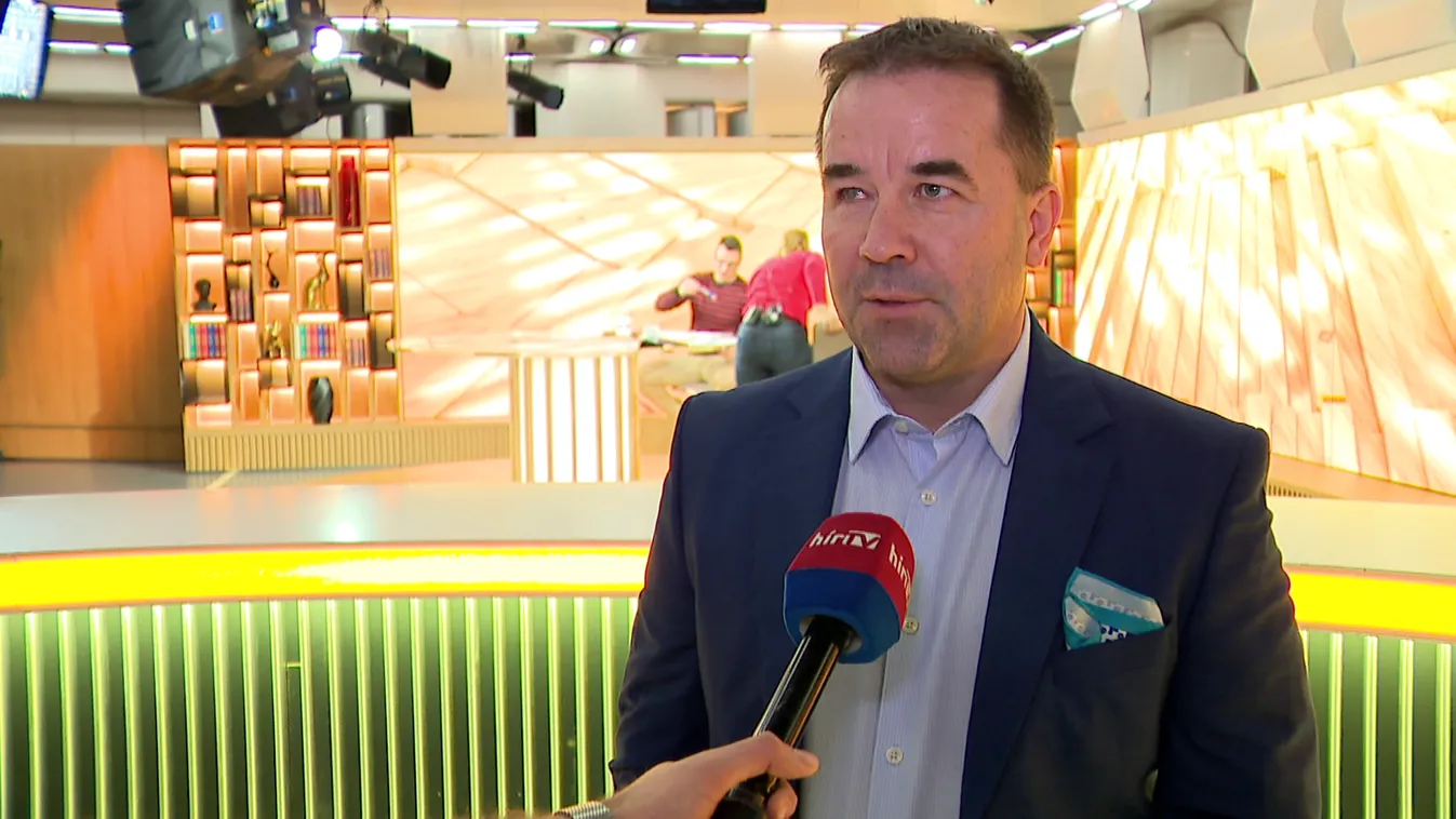 Hétfőtől indul a Napindító a HírTV-n