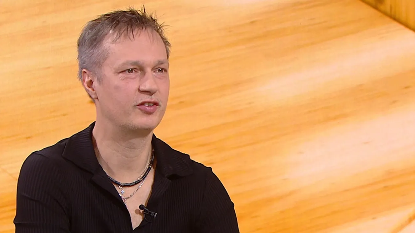 Napindító - Ügyvédből zenész