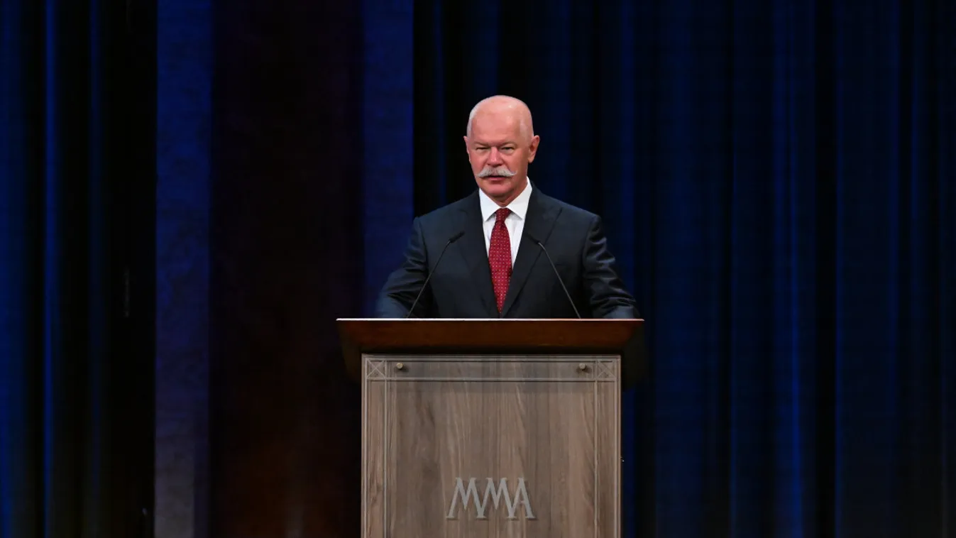 Csák János: A kultúra maga az életmódunk, az észjárásunk