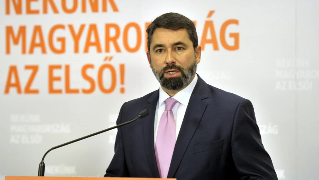 Hidvéghi Balázs: Korrupt és politikailag manipulált a brüsszeli világ