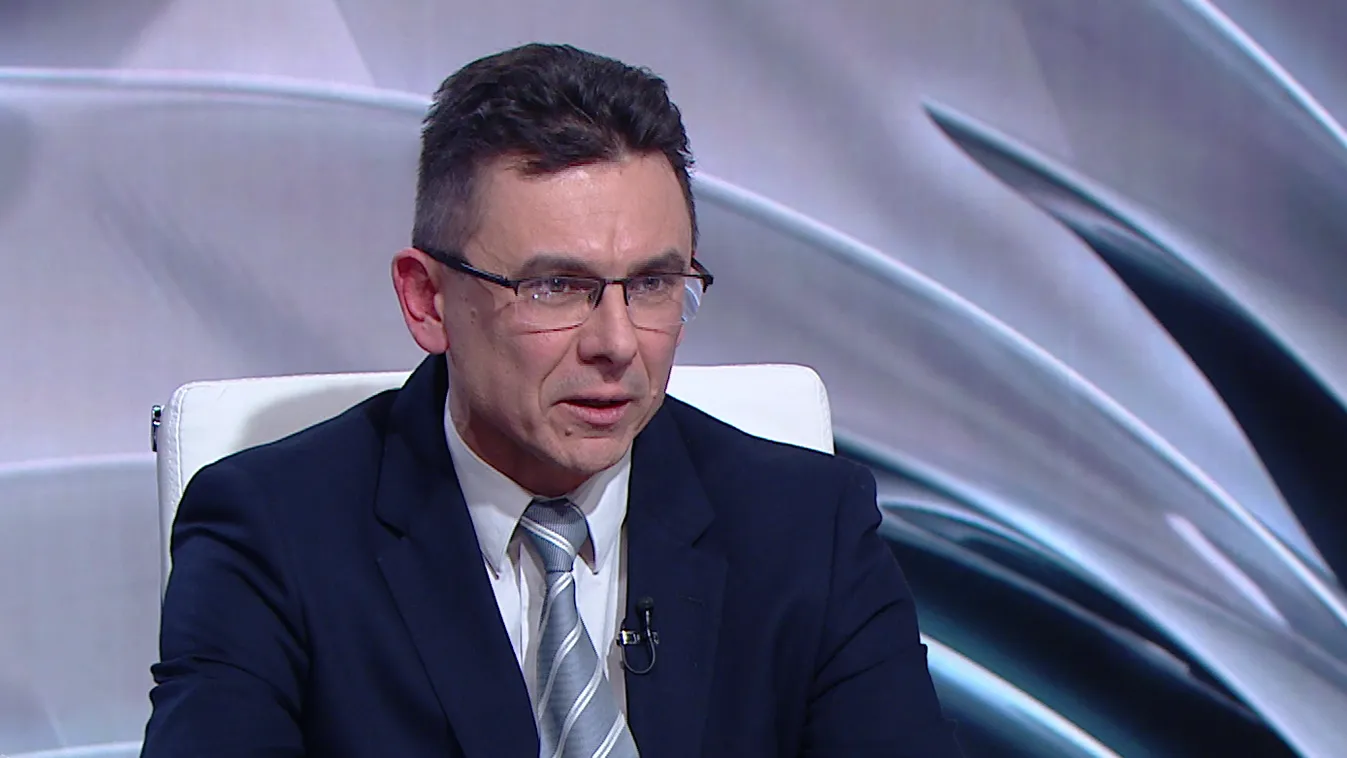 Jelenleg is zajlik a nyomozás a rendőrkéselés ügyében