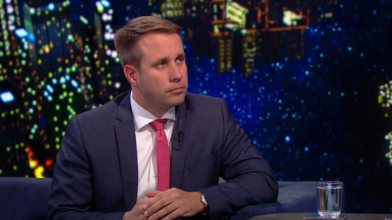 Dömötör Csaba: Az élesedő gazdasági verseny miatt támadják az akkumulátorgyárat