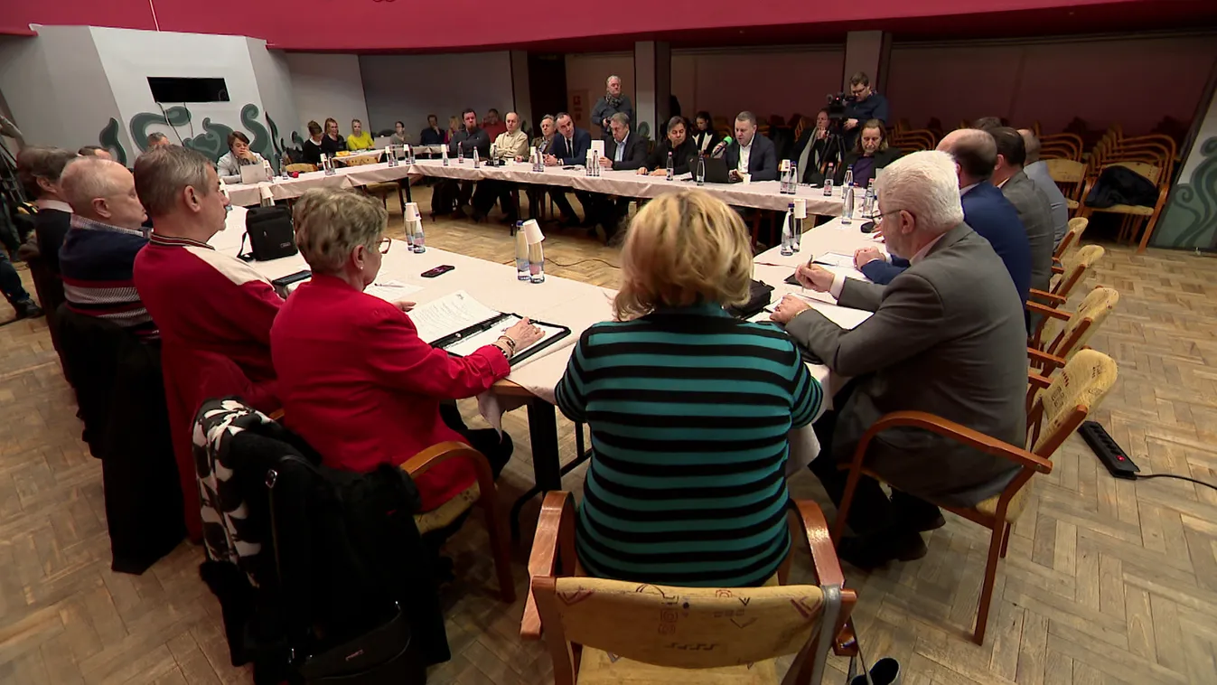 Törvénytelen lehet a légiutas adó bevezetése