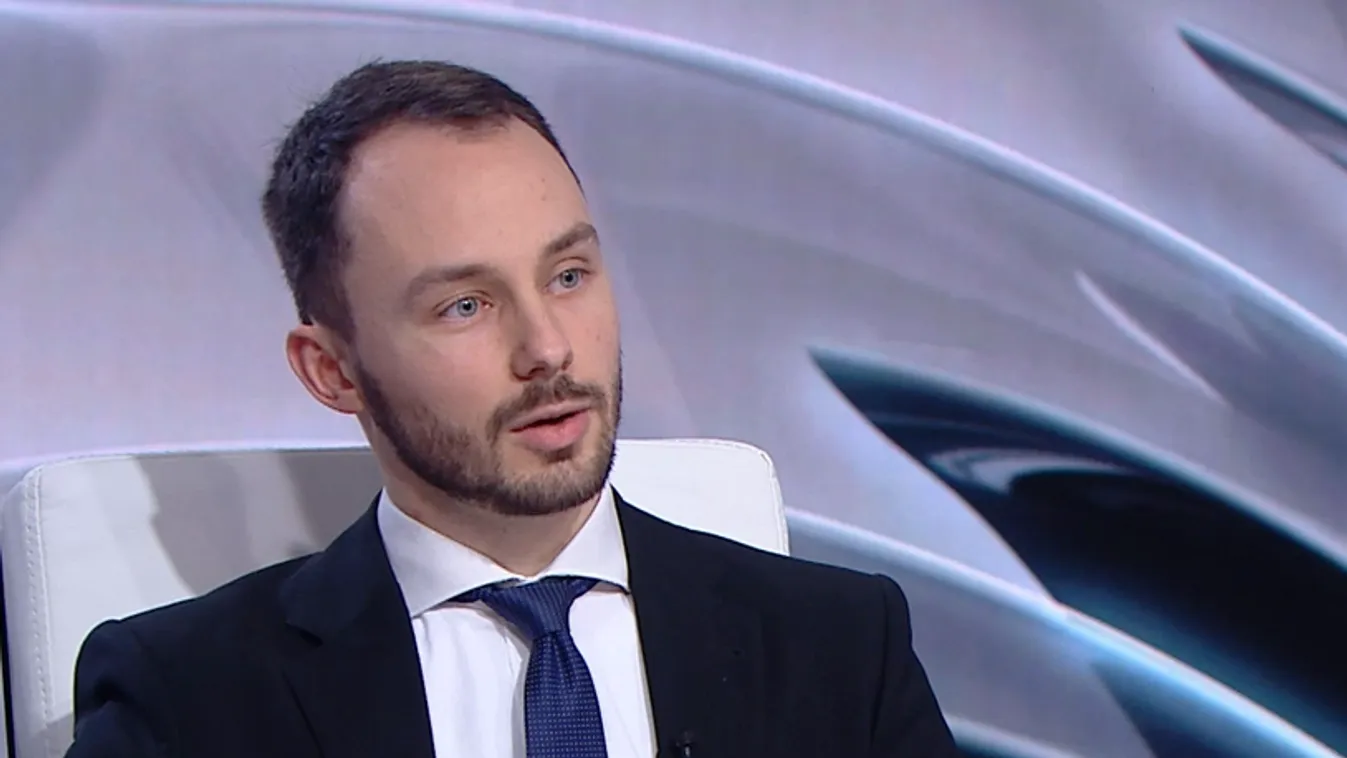 Sorra igazolnak a DK-ba az ellenzéki politikusok