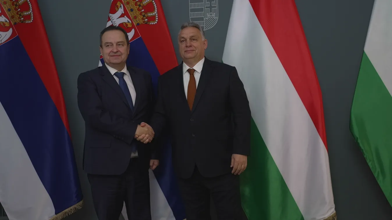 Magyarország és Szerbia közvetlenül érzi a háború és a migráció hatásait