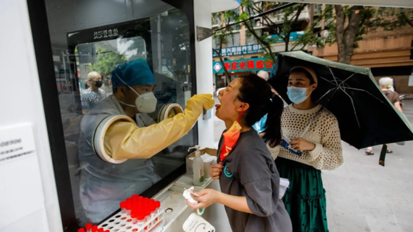 Peking elfogadhatatlannak tartja a Kínából érkező utasokkal szemben külföldön kötelező tesztelést