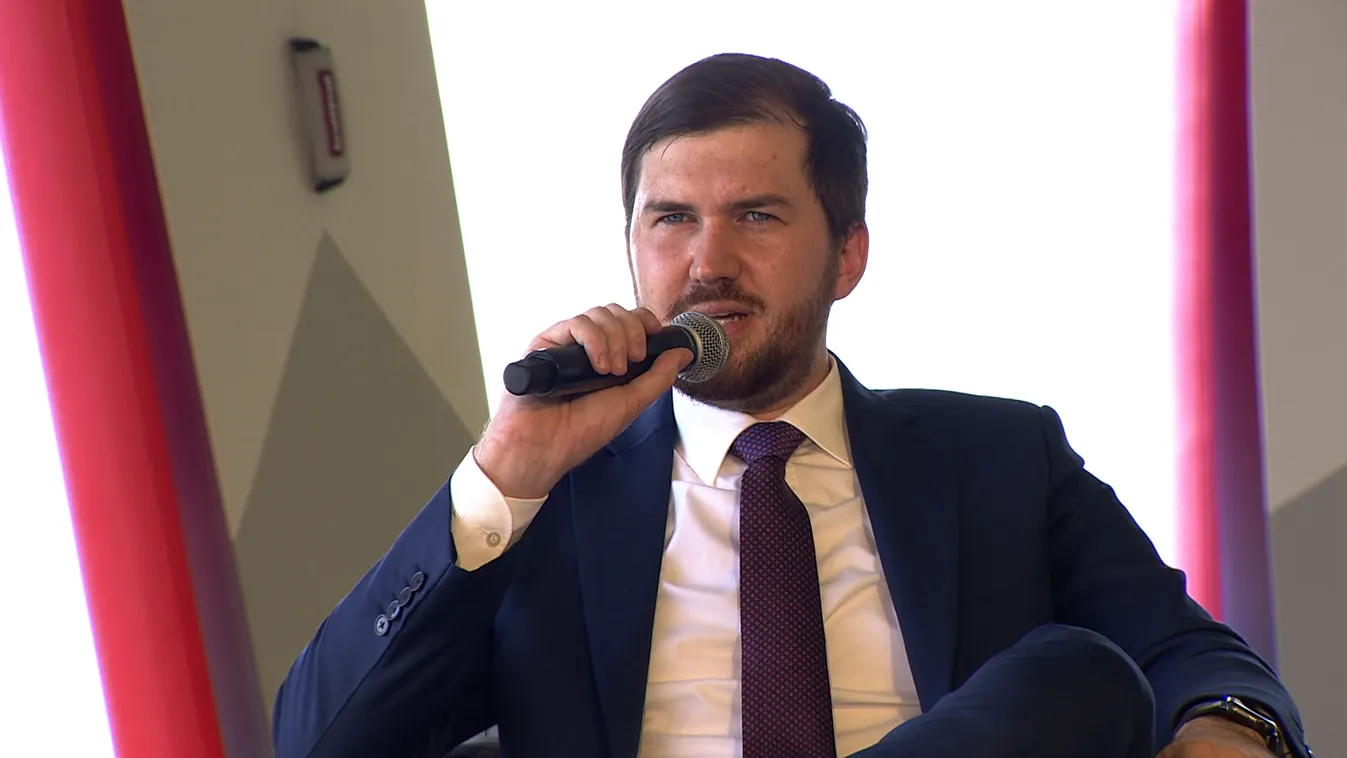 Debrecenbe „költözhet” a Momentum frakciója