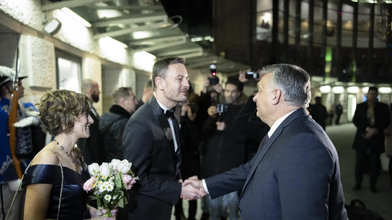 Orbán Viktor részt vett a szlovák államiság évfordulóján tartott gálaesten