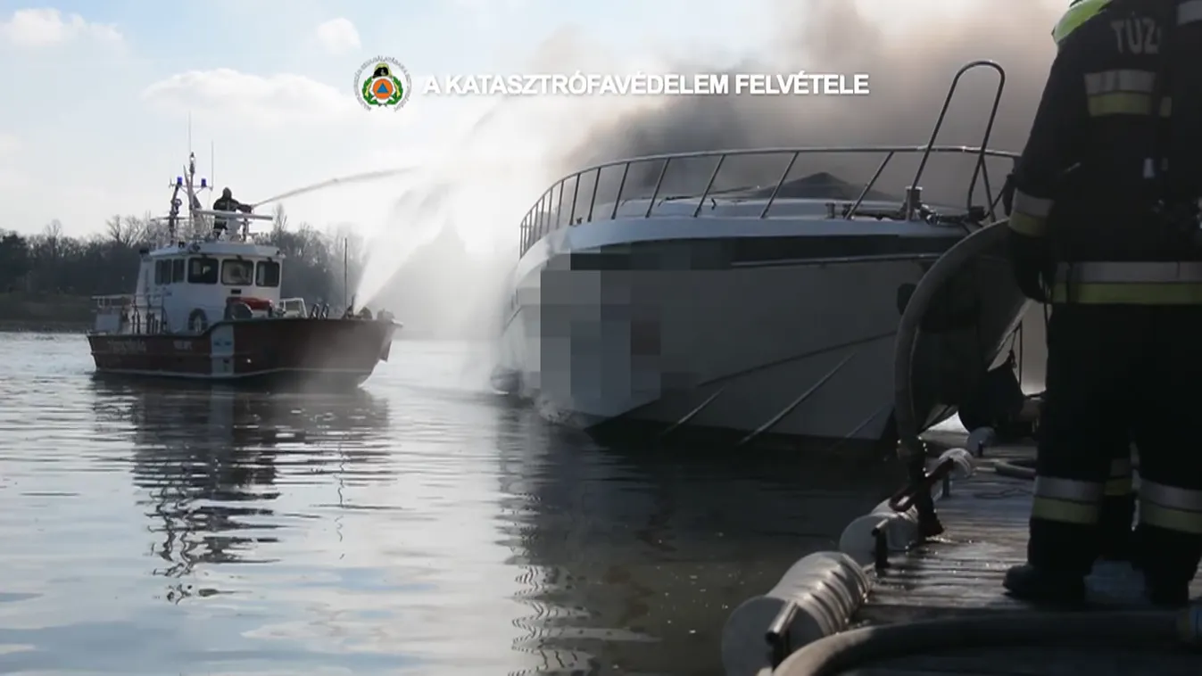 Még mindig nem tudni mitől gyulladt ki a mintegy 3 milliárd forint értékű luxusjacht kedden délután