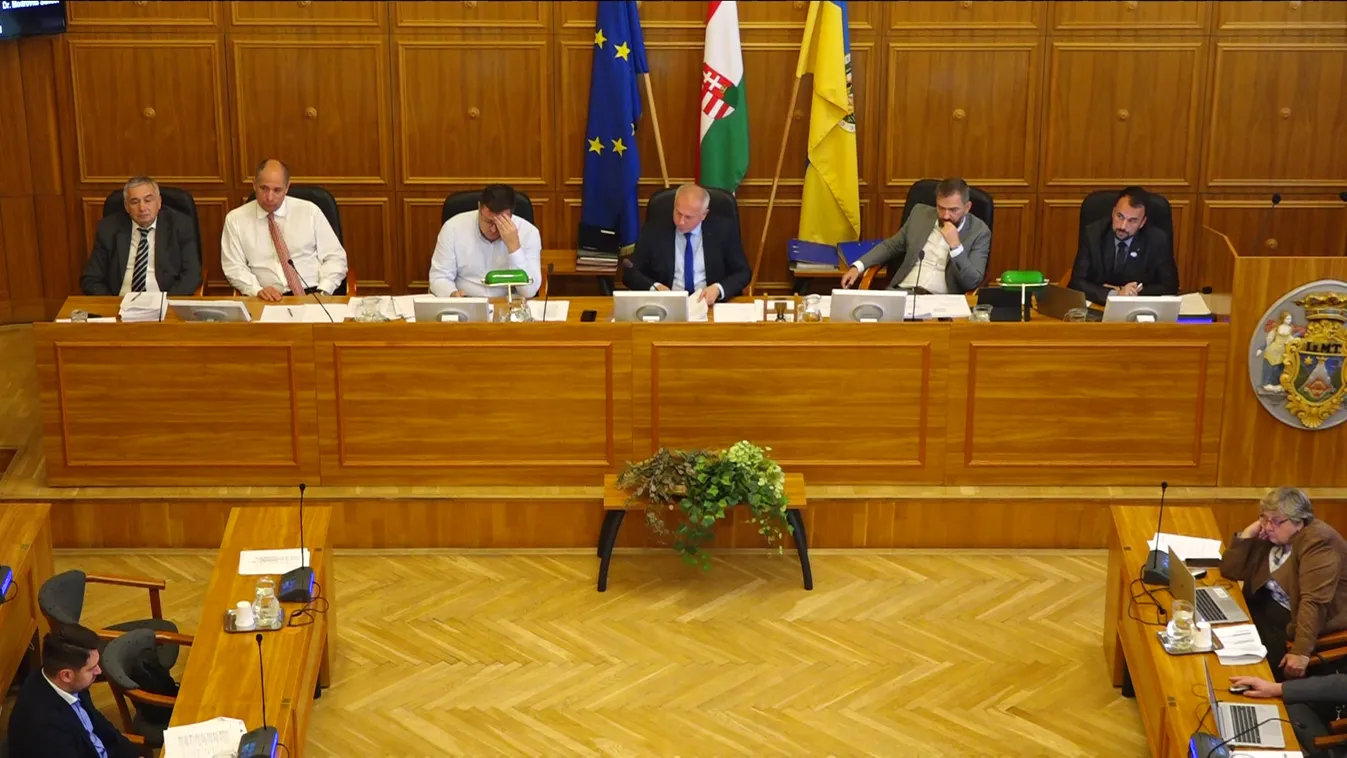 Pécs vezetői meglehetősen tehetősek