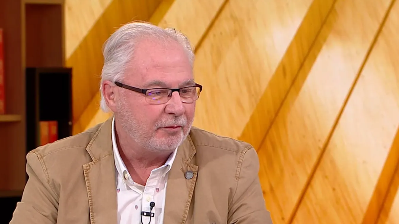 Napindító - Csípőprotézissel is aktívan