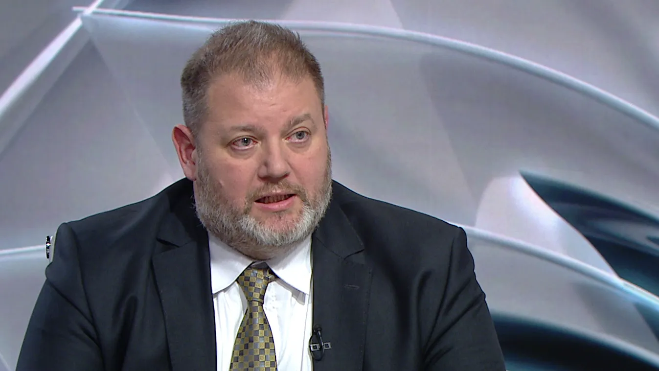 Zelenszkij nagy hatótávolságú fegyvereket kér, ám egyelőre nem kap vadászgépeket Ukrajna