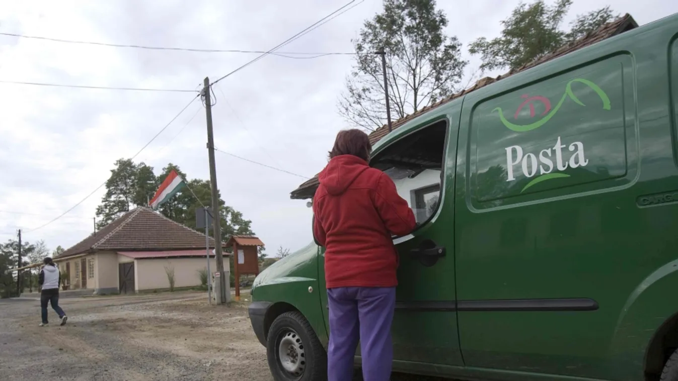 Czomba Sándor: Minden segítséget megadunk a posta létszámleépítésében érintett dolgozóinak