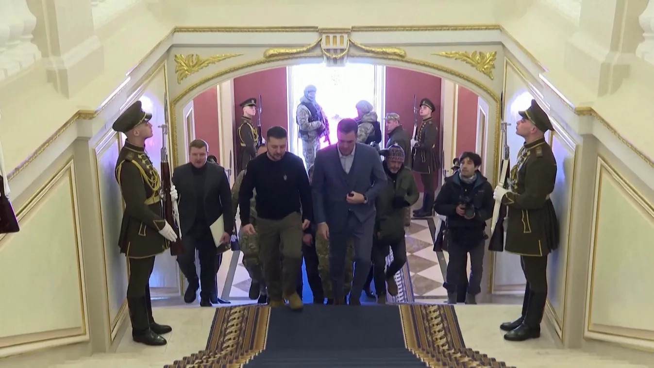 Ukrajnában és Oroszországban a háború évfordulójára készülnek