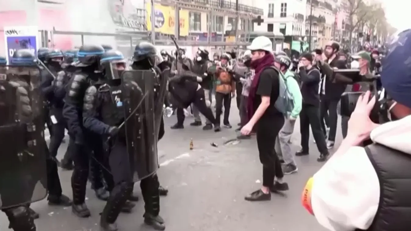 A francia rendőrök kevesebb erőszakot alkalmaznak a szélsőbaloldali tüntetőkkel szemben