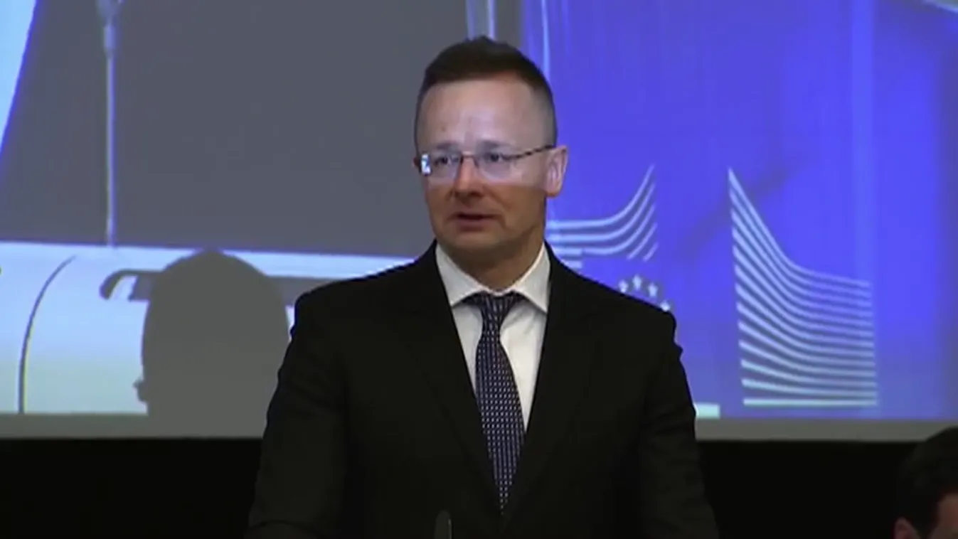 Több mint egy milliárd euróval segíti Törökországot az Európai Unió